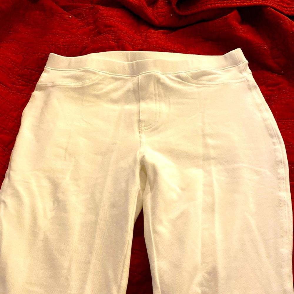 White jeggins size medium NEW